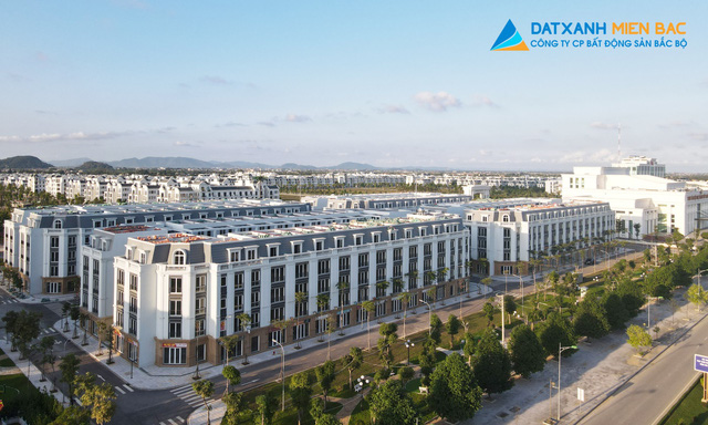 Nhà đầu tư đổ về Thanh Hóa tìm kiếm các dự án tiềm năng - Ảnh 1. Nhà đầu tư đổ về Thanh Hóa tìm kiếm các dự án tiềm năng - Ảnh 1.