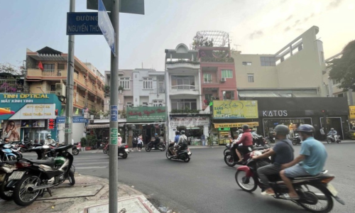 Mặt tiền góc ngã 3 Nguyễn Thông cho thuê