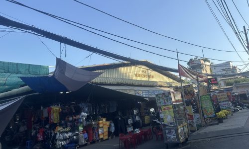 Bán đất 81m2 Đình Phong Phú, ngang 4m nở hậu 6m, HXH sát chợ, giá 3.1 tỷ.